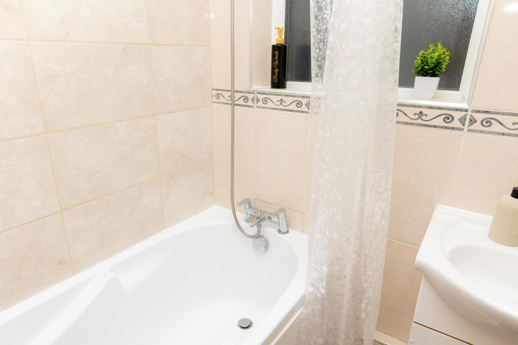 Cosy Turkey Oak Flat In Hackney Appartamento