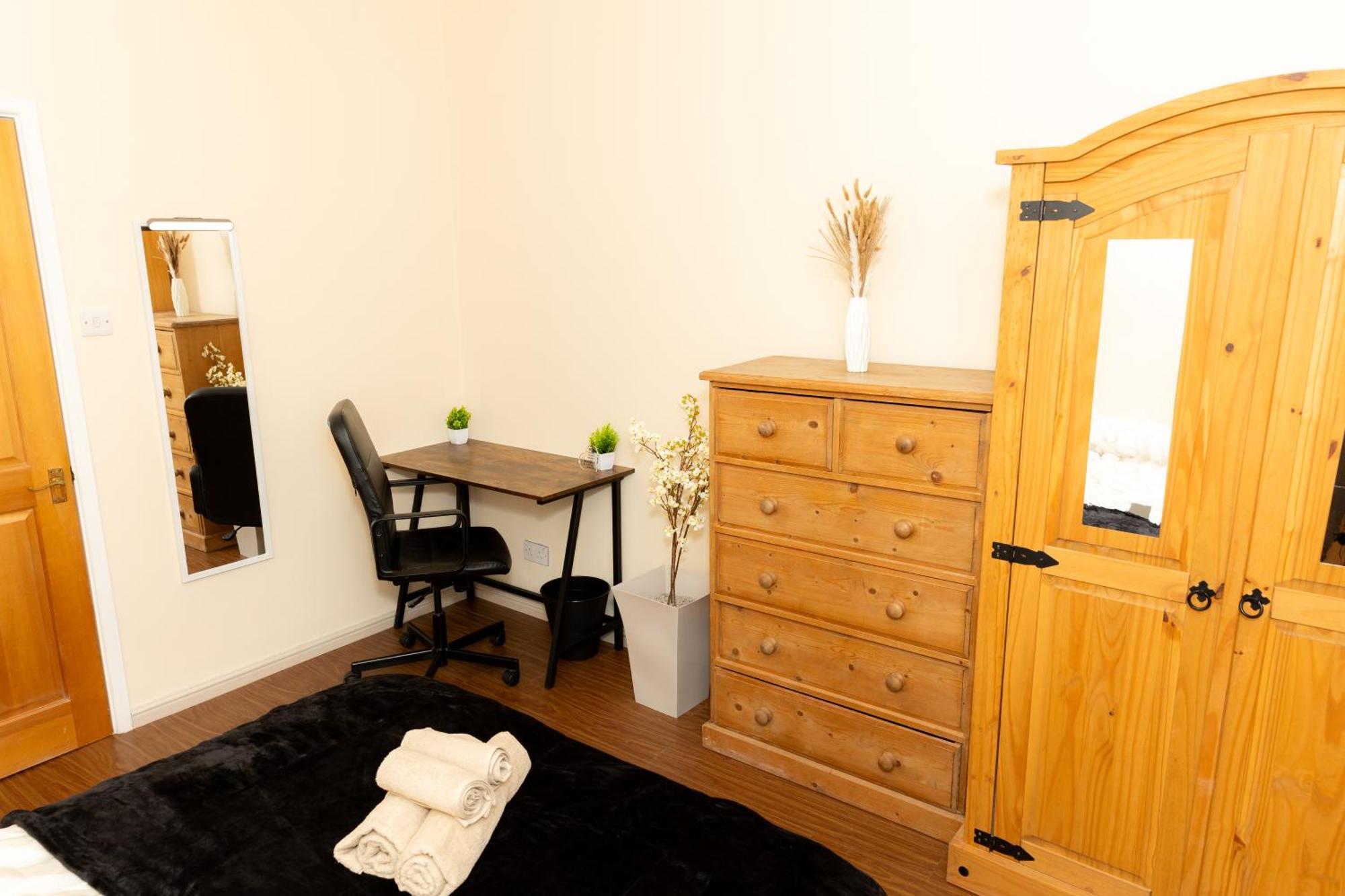 Cosy Turkey Oak Flat In Hackney Апартаменты *